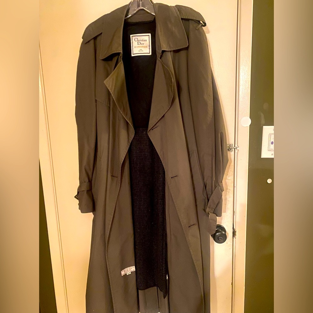 Christian Dior Men’s belted button up long trench coat. Khaki colored. Size 42R.
